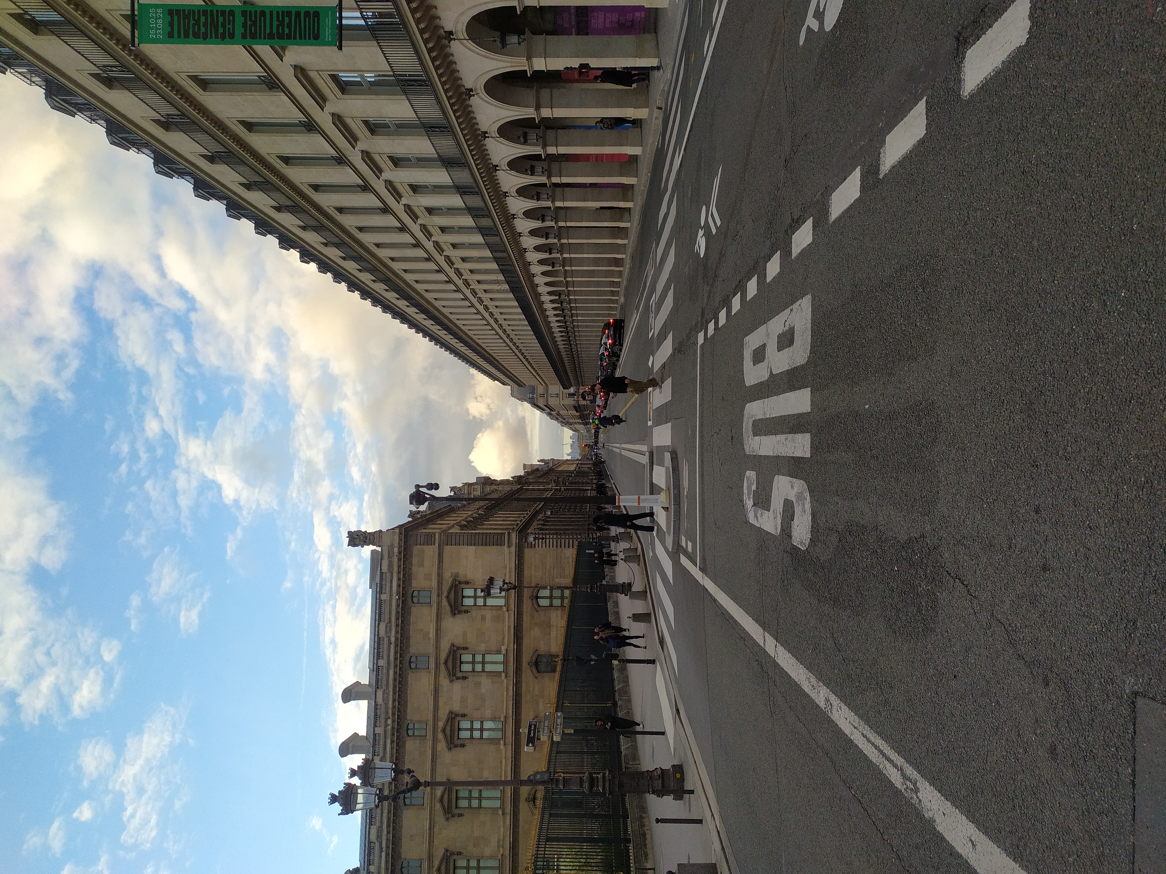Tilted City Street and Bus Lane